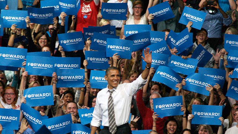 Obama y Romney recorren los estados clave en la recta final de campaña
