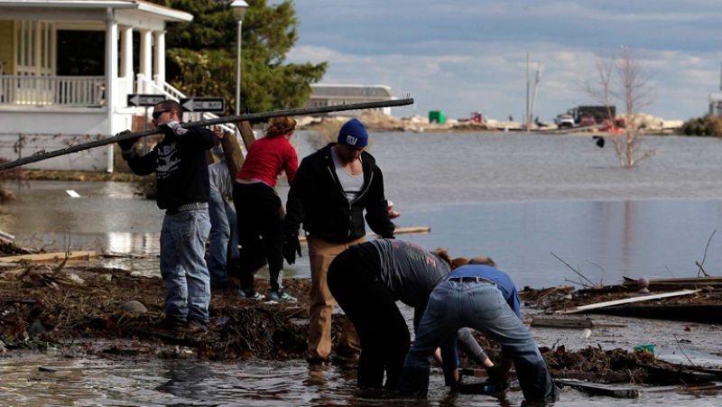 Obama declara "zona catastrófica" Rhode Island tras el paso del huracán "Sandy"