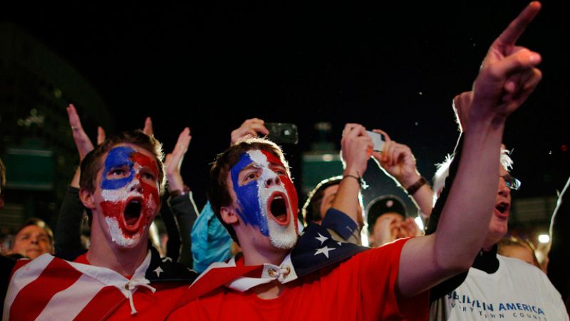 Obama y Romney recorren sin descanso los estados que pueden darles la victoria