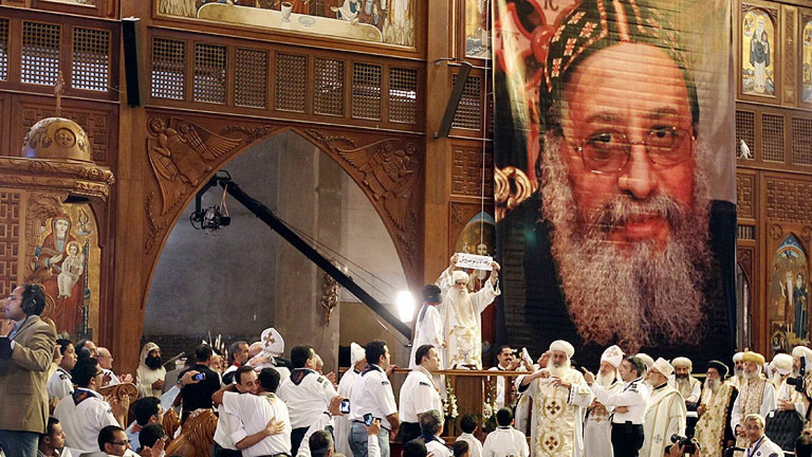 El obispo egipcio Tauadros es elegido papa de la Iglesia copta - Informativo 24h | Ver