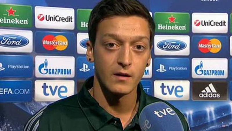 Özil: "No estoy  muy contento con mi rendimiento"