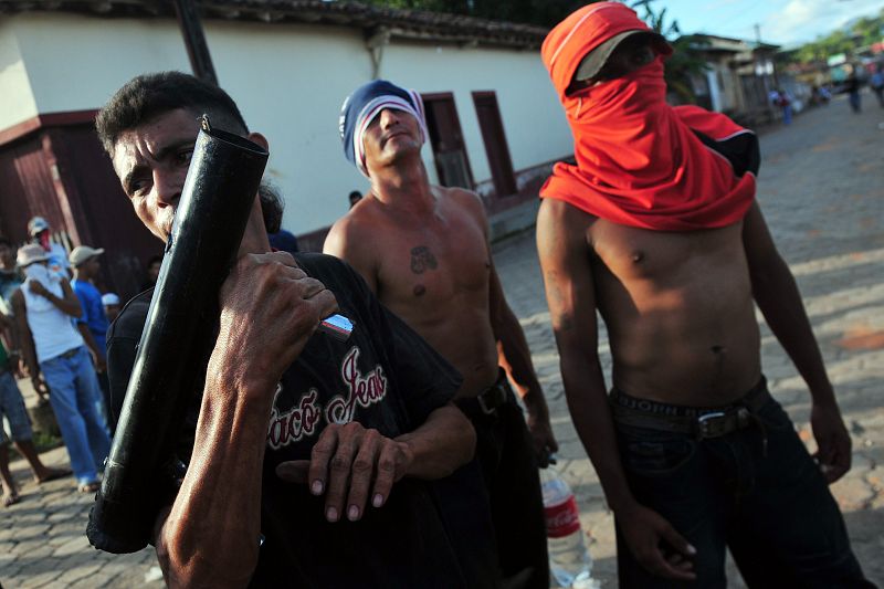 Al menos tres muertos en las protestas poselectorales de Nicaragua