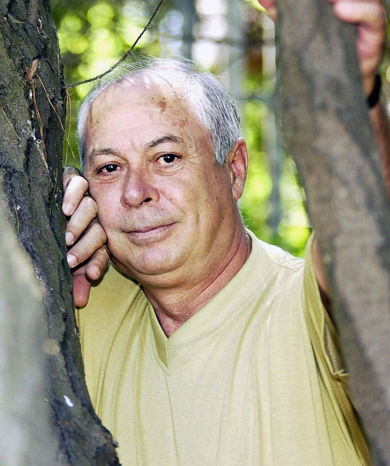 Antonio Carvajal gana el Premio Nacional de Poesía 2012