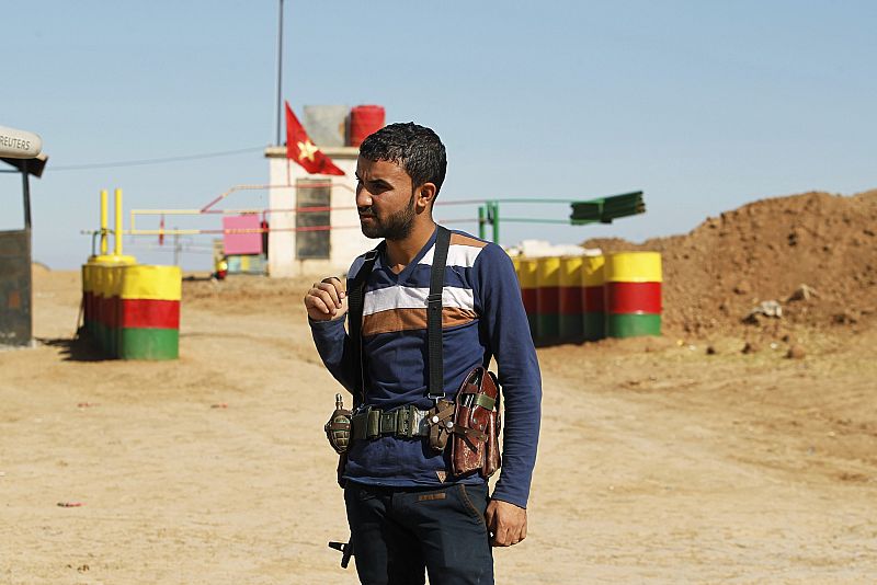 La implicación de los kurdos en los combates complica la guerra civil en Siria