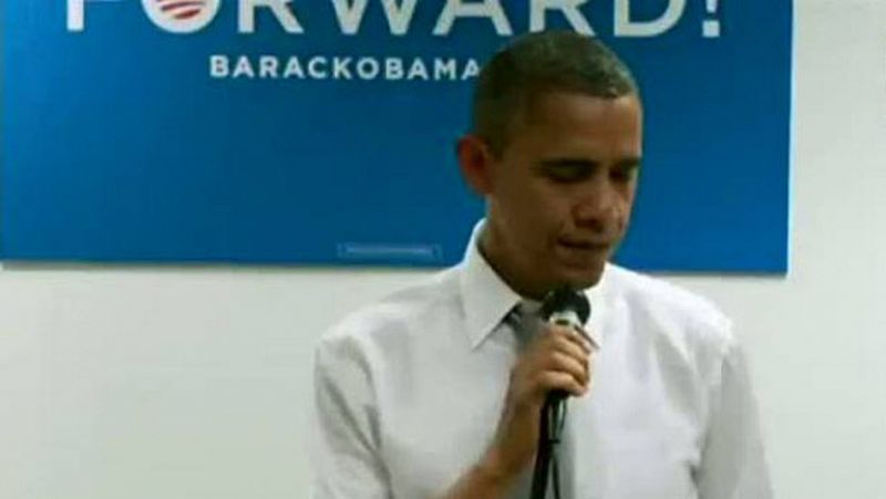 Obama se emociona al felicitar a su equipo tras la victoria electoral
