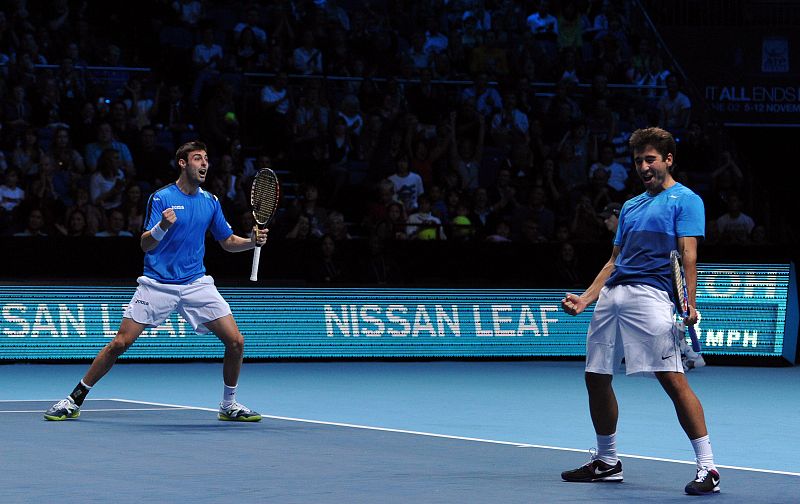 Marc López y Marcel Granollers se clasifican para semifinales de la Copa Masters
