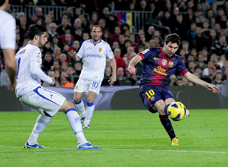 Messi noquea al Zaragoza para prolongar la racha victoriosa del Barcelona (3-1)