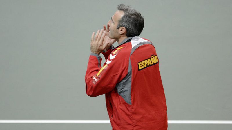 Corretja: "No me sirve lo de la transición, este equipo tiene que ganar"