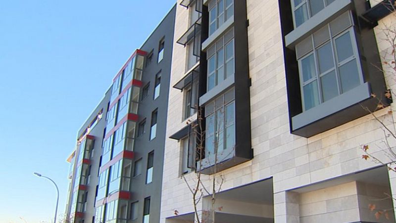 El Gobierno estudia dar la residencia a los extranjeros que compren pisos de 160.000 euros