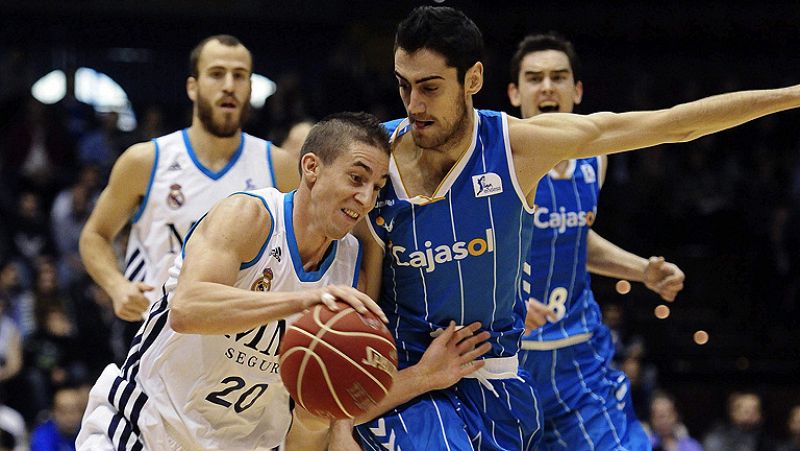 El Real Madrid cumple con el trámite en Sevilla (63-71) y sigue invicto