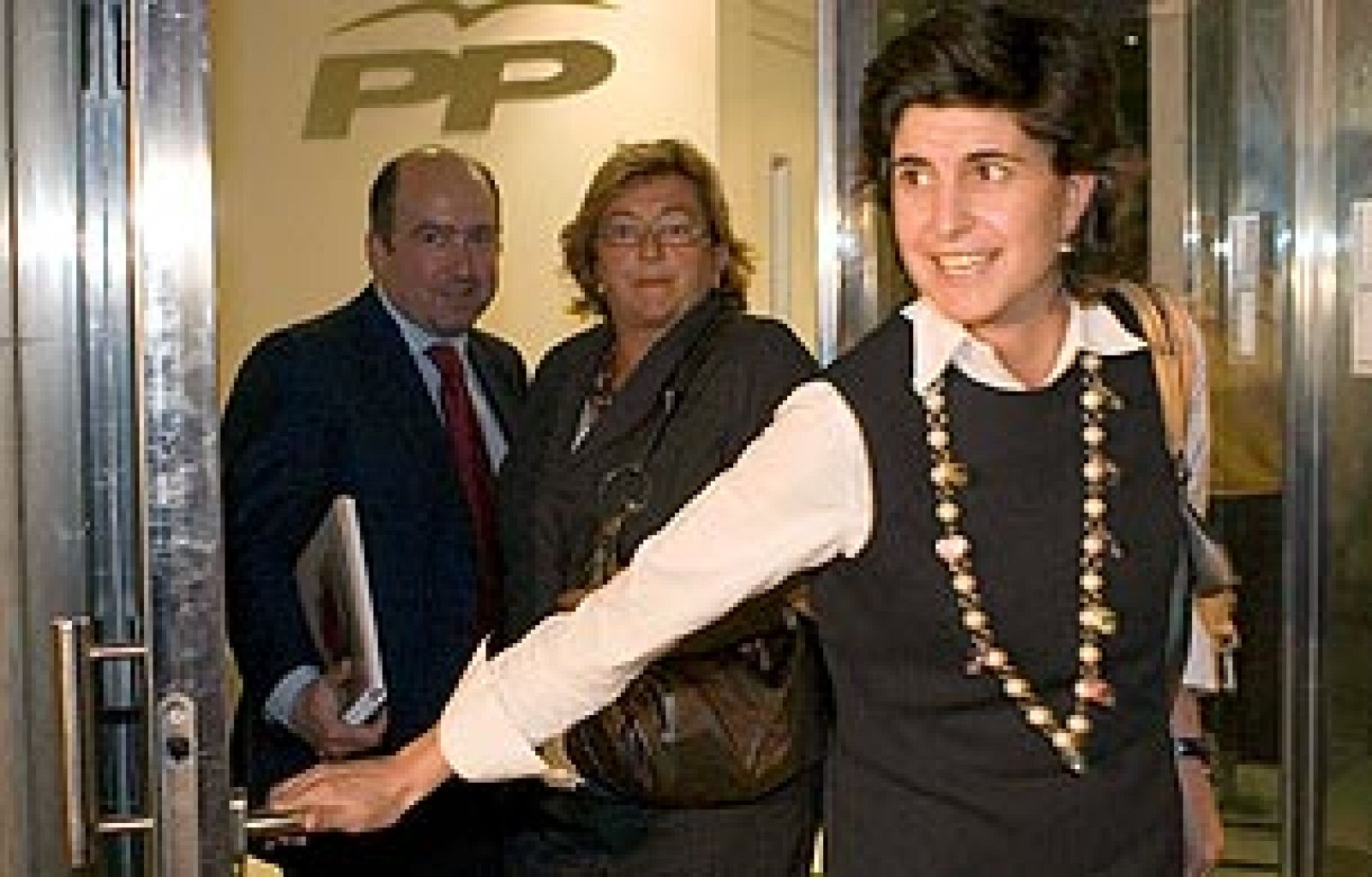 San Gil fuerza la convocatoria adelantada del congreso regional del PP | Ver