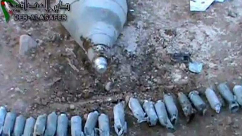 La oposición siria denuncia la matanza de diez niños en una aldea rebelde con bombas de racimo