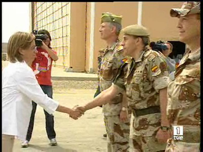 Carme Chacón da a luz a su primer hijo, Miquel