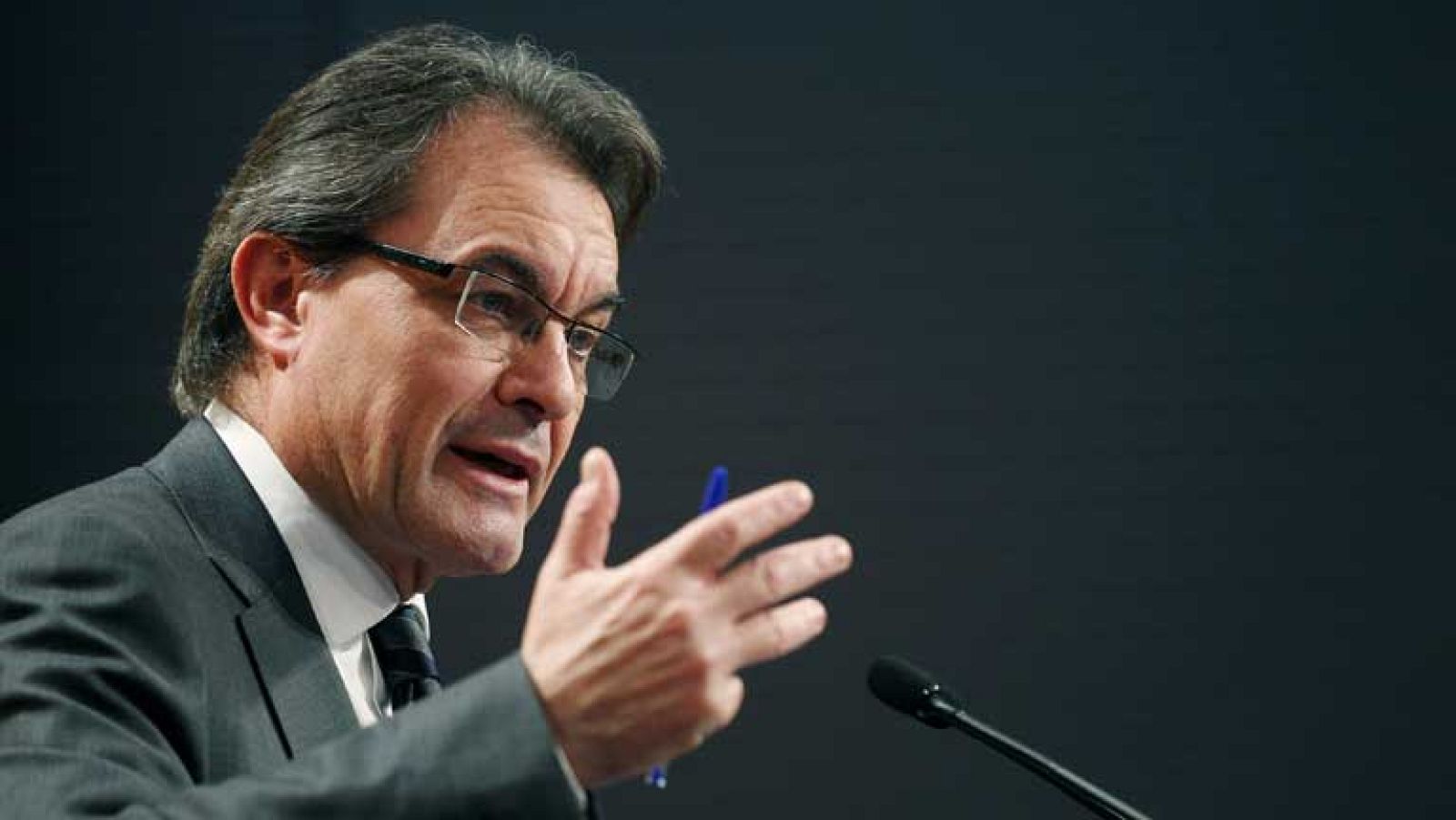 Mas afirma no arrepentirse de haber convocado las elecciones