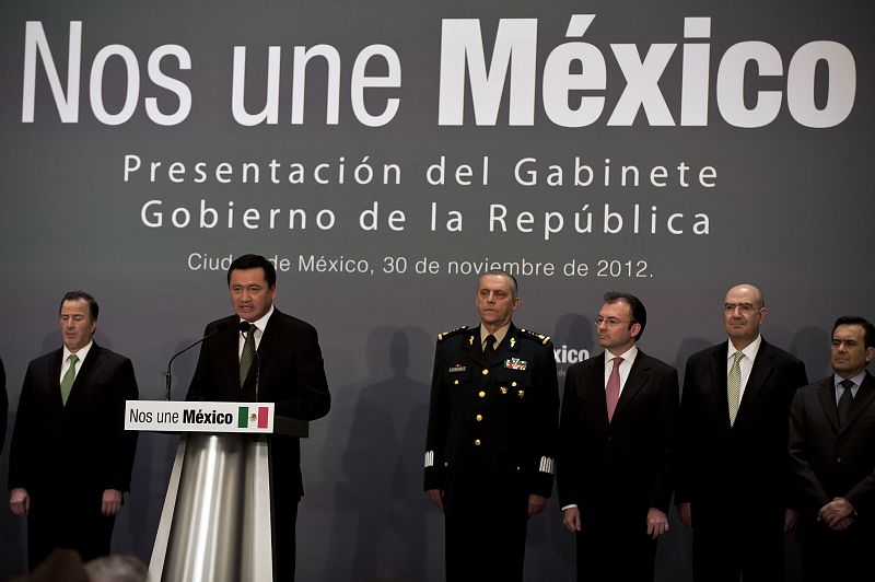 Peña Nieto forma gobierno con Miguel Ángel Osorio Chong como hombre de confianza