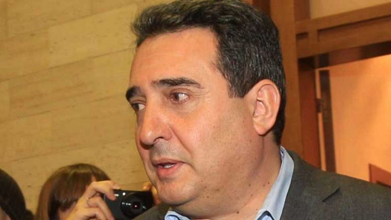 Bustos se aparta del Ayuntamiento de Sabadell y nombra un alcalde accidental