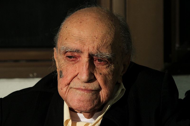 Oscar Niemeyer: el dibujante sobre el cemento