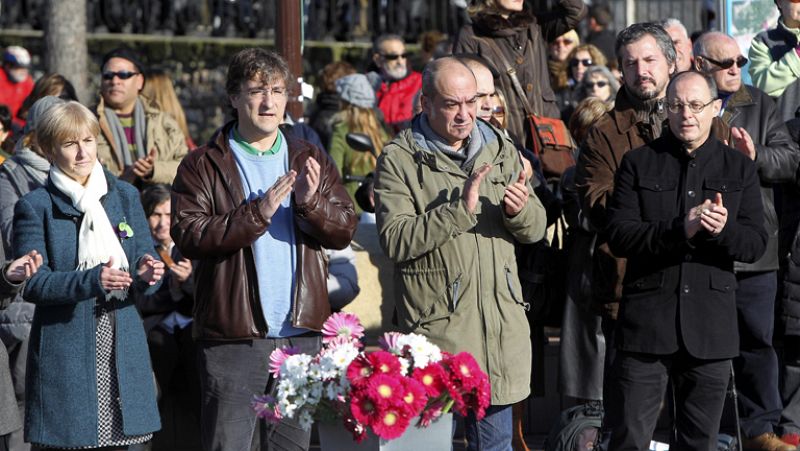 El gobierno local donostiarra de Bildu homenajea en solitario a "todas las víctimas"