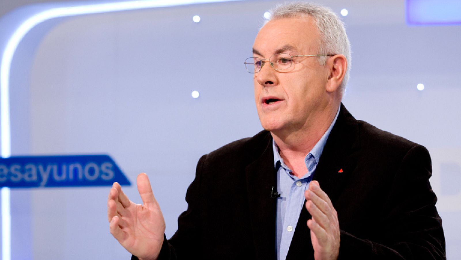 IU presentará una denuncia ante la Fiscalía para que se investiguen las cuentas españolas en Suiza - Los desayunos | Ver