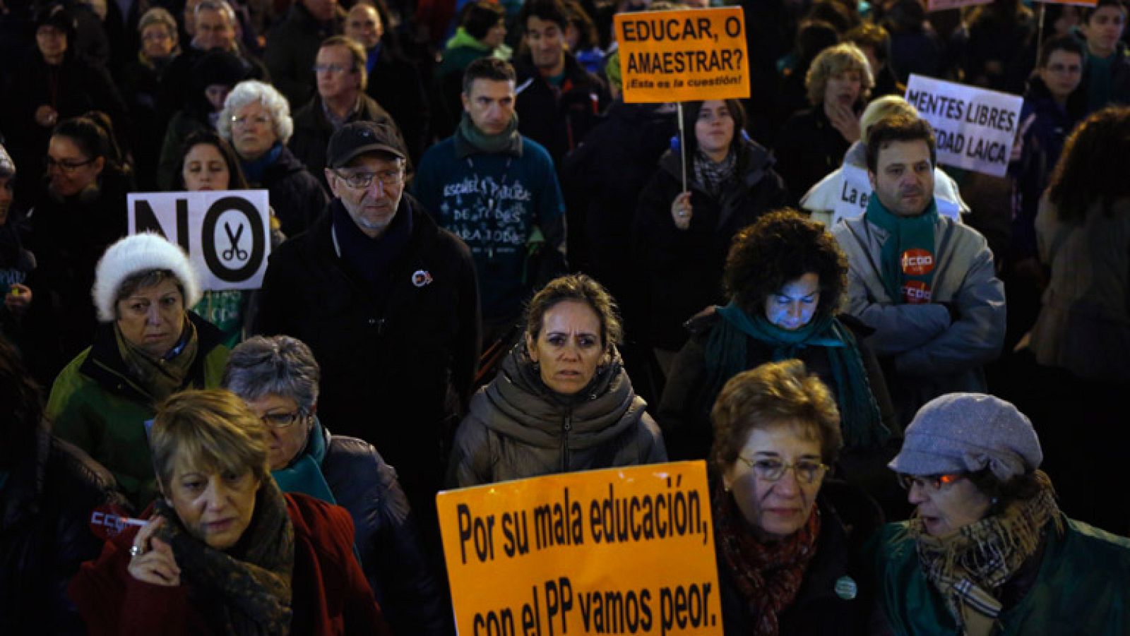 Protestas en defensa de la enseñanza pública y la inmersión lingüística