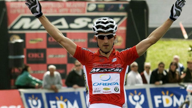 Fallece el ciclista Iñaki Lejarreta tras ser atropellado mientras entrenaba