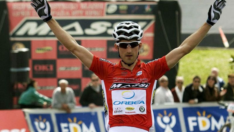 Fallece el ciclista Iñaki Lejarreta tras ser atropellado mientras entrenaba