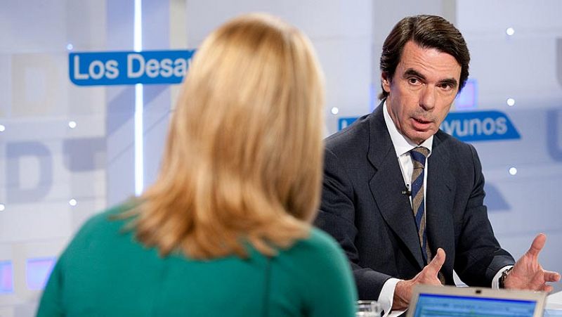 Aznar: "La coalición CiU-ERC es explosiva y la consulta, un chantaje inaceptable"