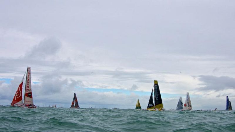 'Banque Populaire' y 'Macif' se relevan en cabeza en la Vendée Globe