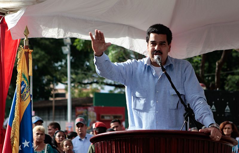 Maduro destaca las "noticias alentadoras" sobre Chávez y desmiente rumores de muerte