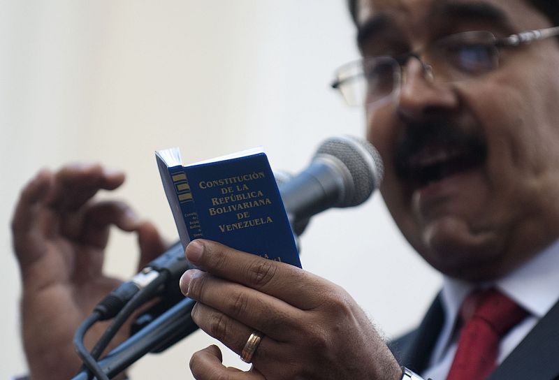 Maduro insiste en que el tratamiento de Chávez requiere "tranquilidad"