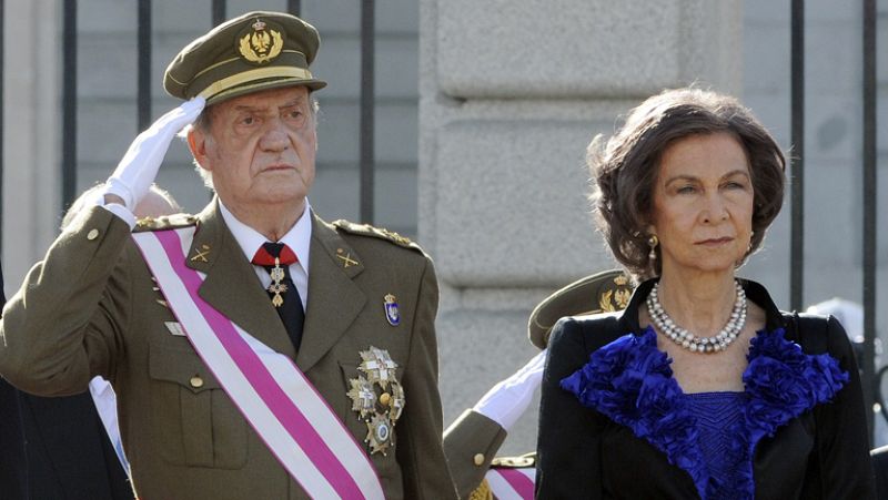 El rey retoma su agenda oficial tras su operación de cadera en la Pascua Militar