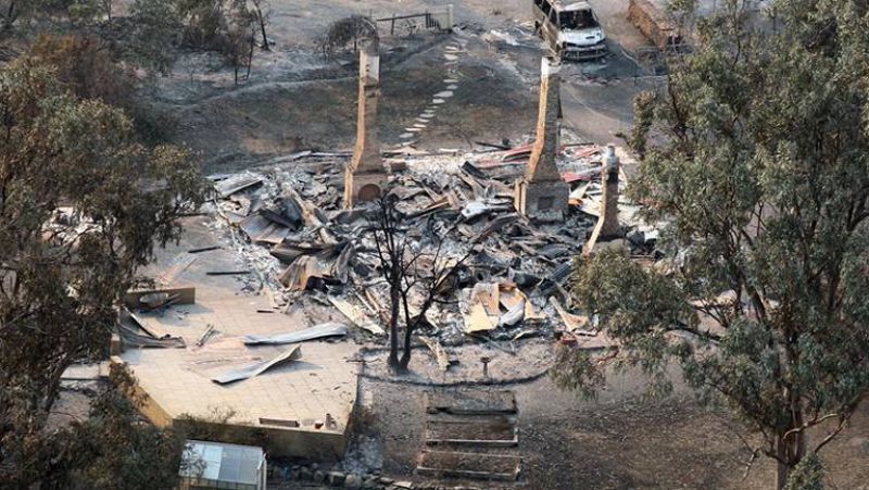 Más de un centenar de desaparecidos en los incendios del sureste de Australia