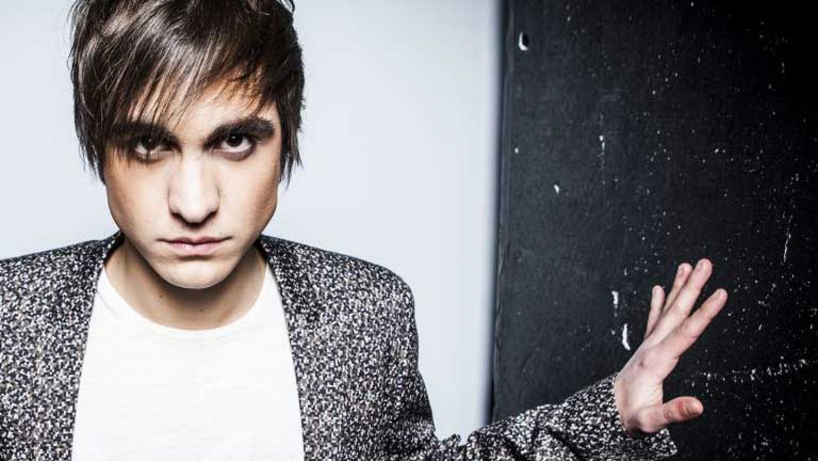 Bélgica - "Love kills"