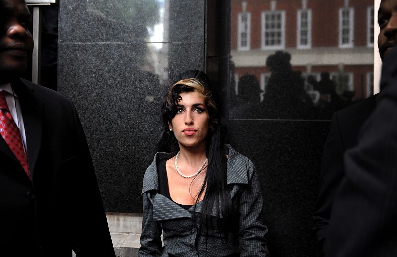 La justicia británica confirma la muerte accidental de Amy Winehouse por abuso de alcohol