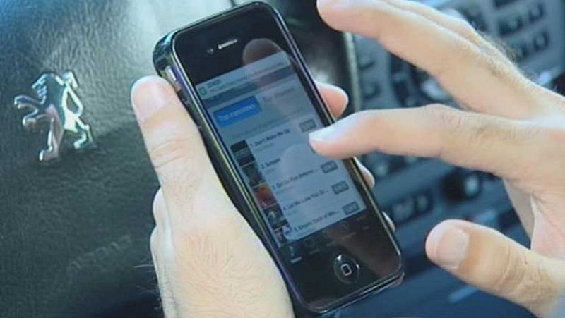 Casi dos tercios de los usuarios de móvil en España utiliza un 'smartphone'