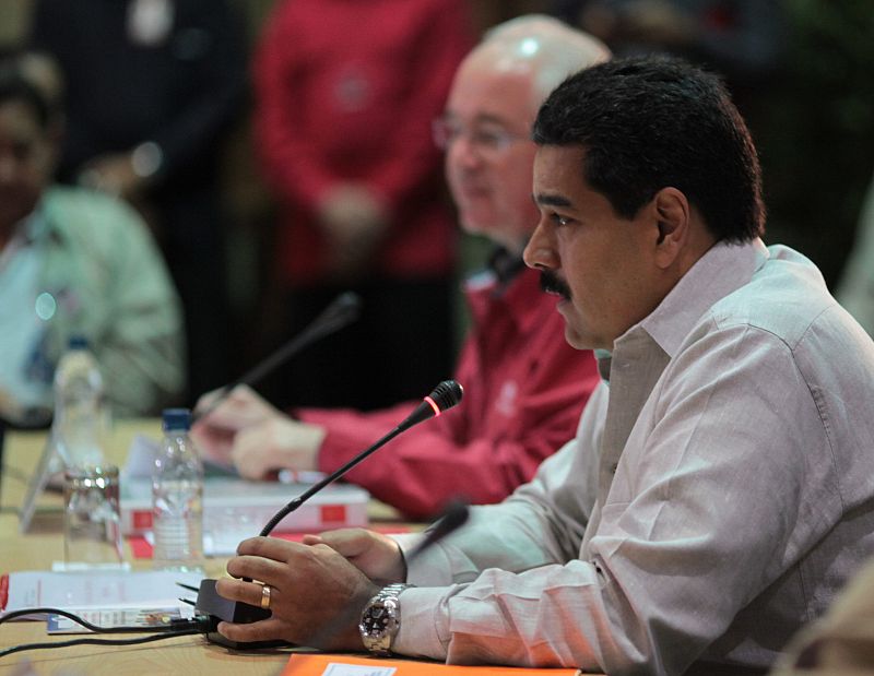 Maduro vuelve a La Habana para estar con Chávez