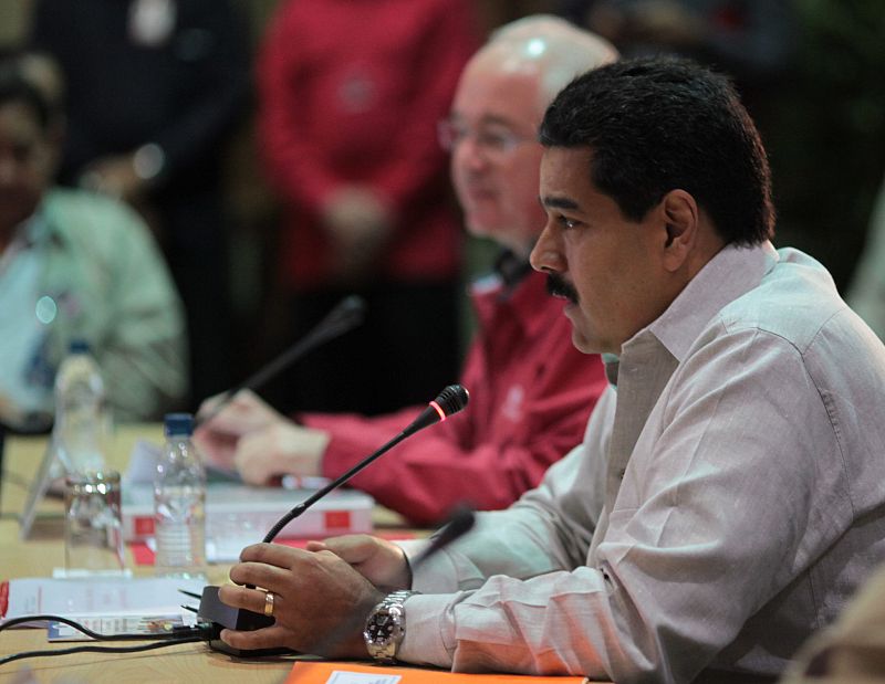 Maduro vuelve a La Habana para estar con Chávez