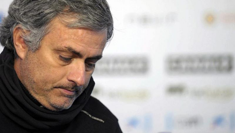 Mourinho: "Me gustó la actitud del equipo, sobre todo Albiol y Coentrao"