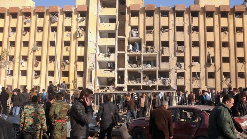 Más de 80 muertos en dos explosiones en la universidad de la ciudad siria de Alepo