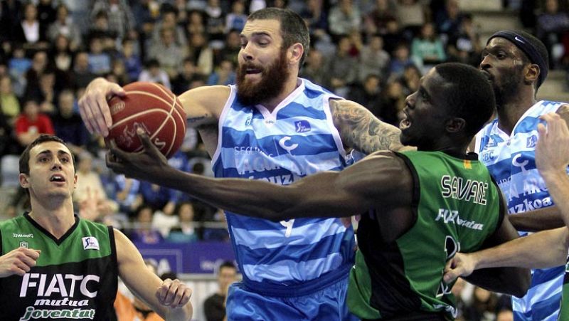 El Joventut tuvo que sudar en cancha del Lagun Aro para vencer