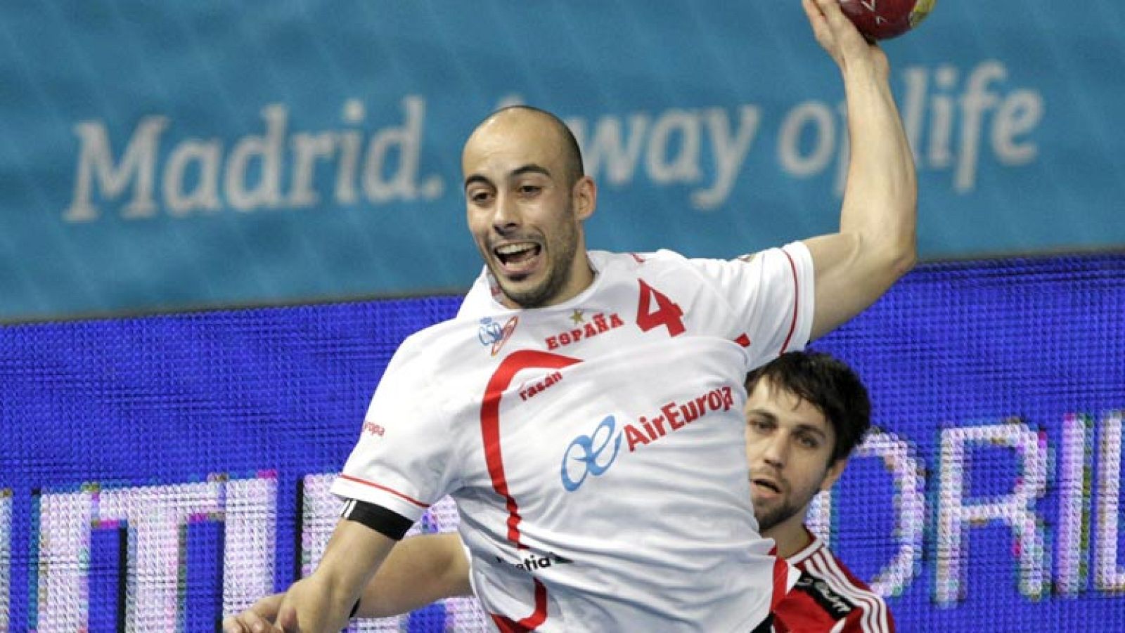 España y Croacia se juegan un liderato envenenado | Ver