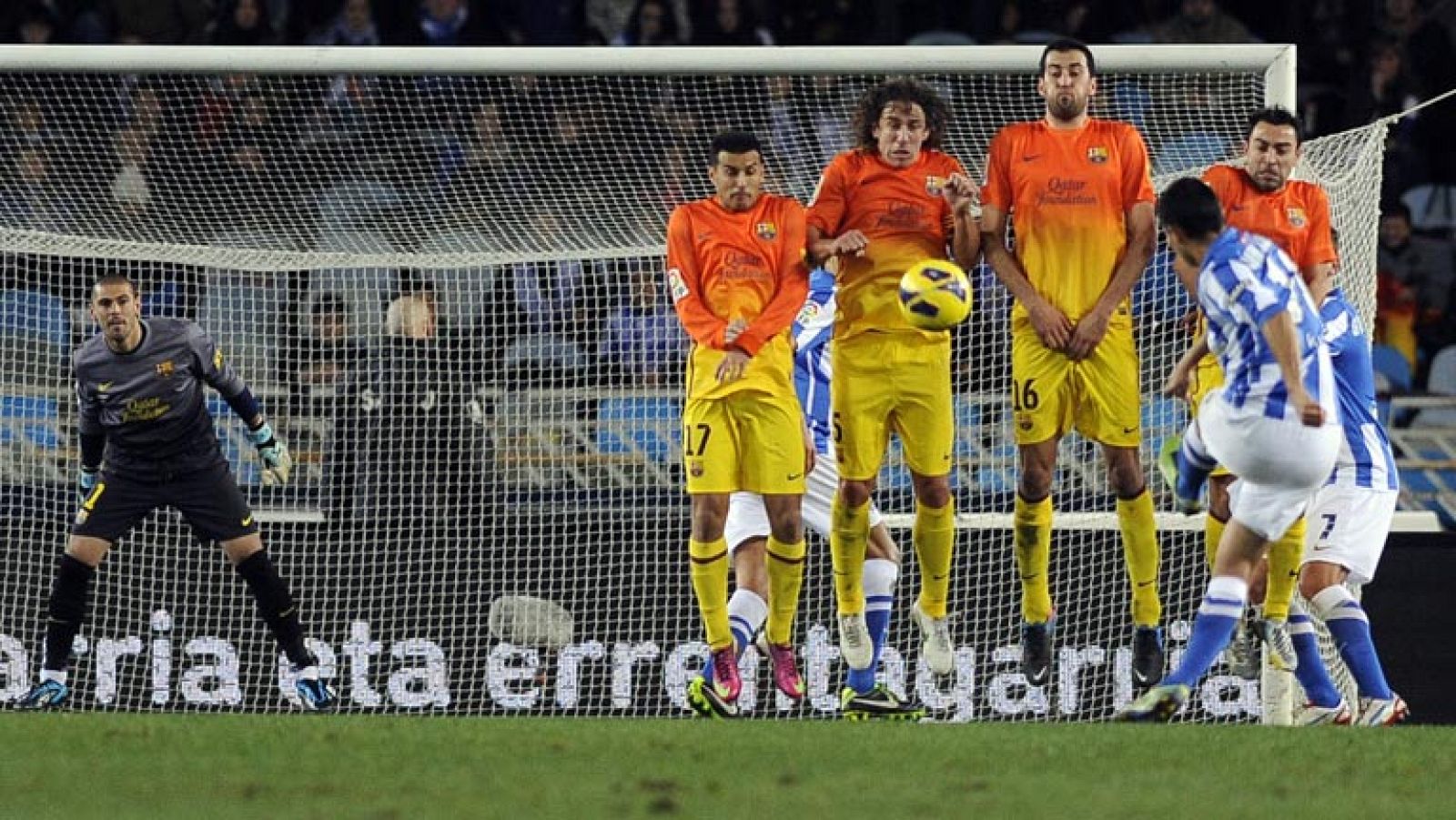El Barça vuelve a tropezar en Anoeta | Ver