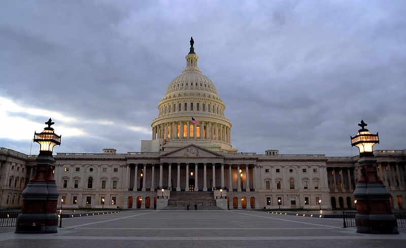 El Congreso de EE.UU. suspende por tres meses la necesidad de aumentar el límite de deuda