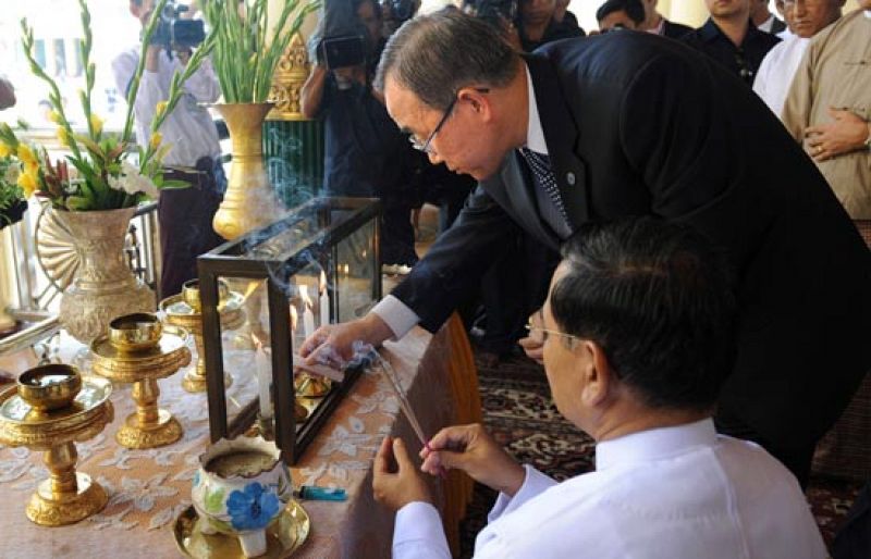 El secretario general de la ONU lleva "un mensaje de esperanza" a Birmania