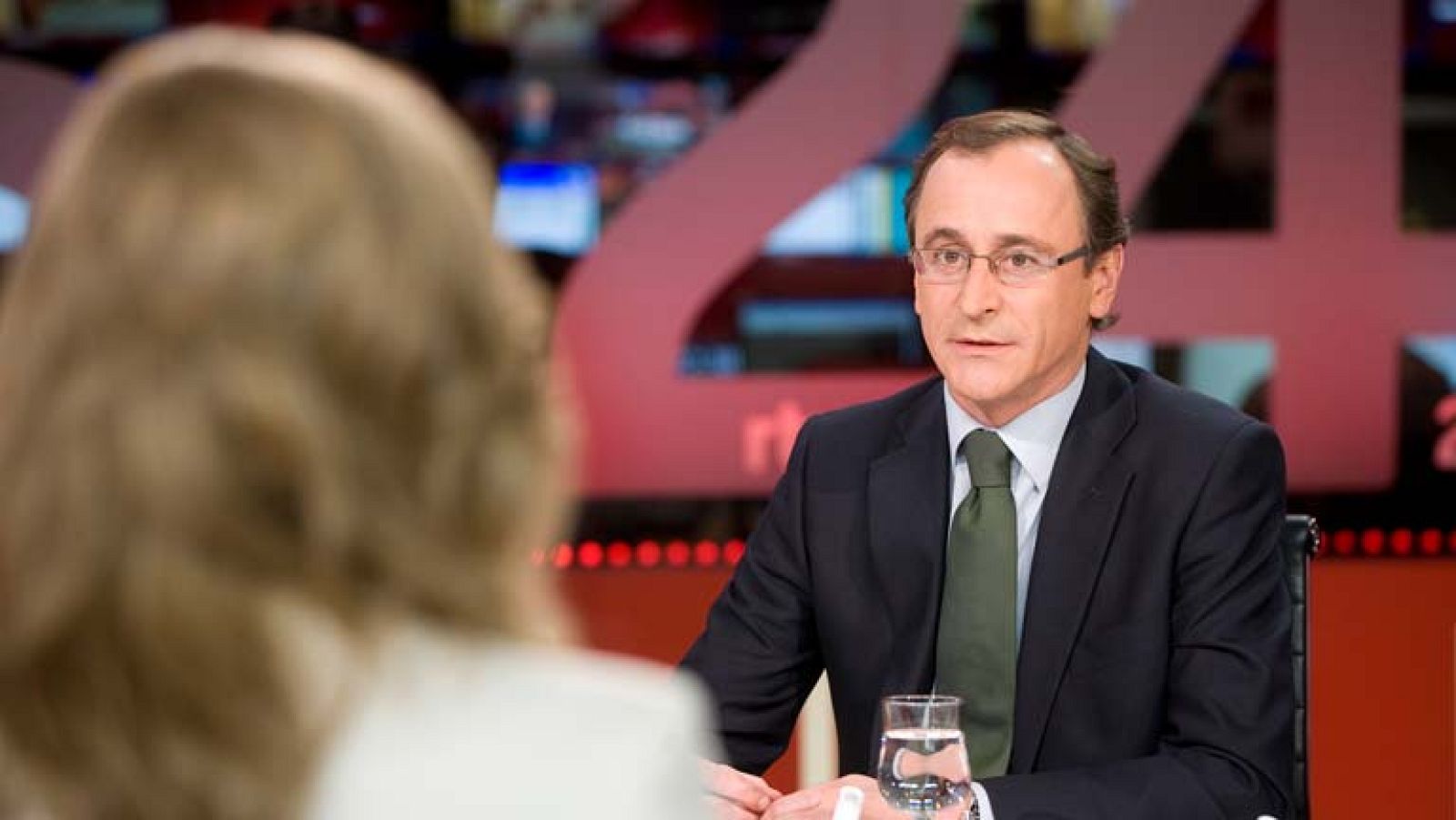 Alfonso Alonso pide a la justicia celeridad en el caso Bárcenas - La noche en 24h | Ver