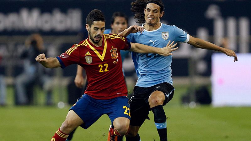 España saca carácter para ganar a Uruguay