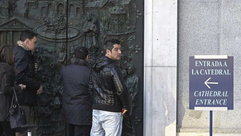 La policía desactiva un artefacto explosivo en la madrileña catedral de La Almudena