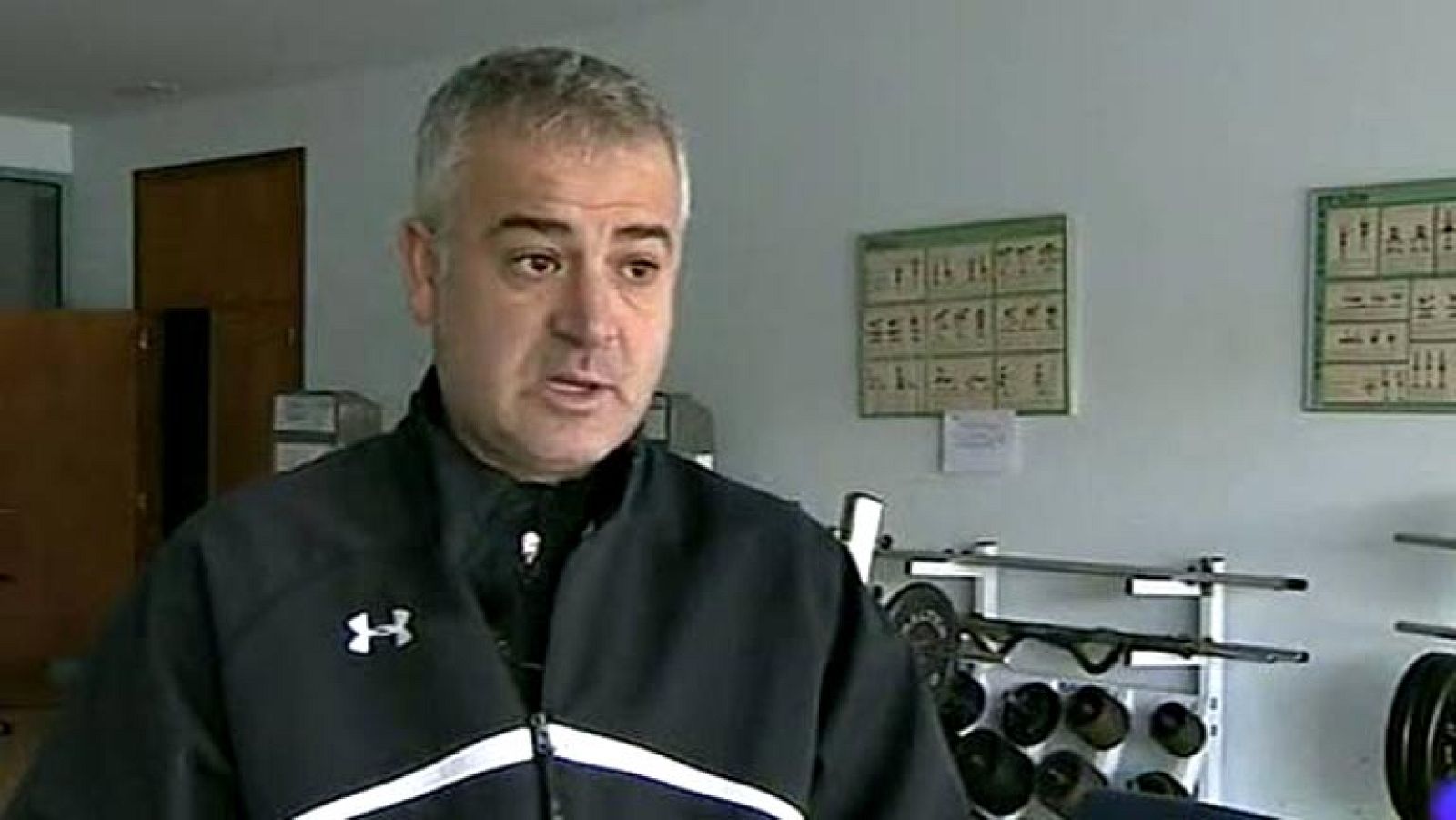 El entrenador del piragüista David Cal, Jesús 'Suso' Morlán, ha denunciado en el programa Radiogaceta de los Deportes de RNE que los recortes económicos que se le quieren aplicar en España harán que él y su púpilo se marchen a Brasil. El deportista o