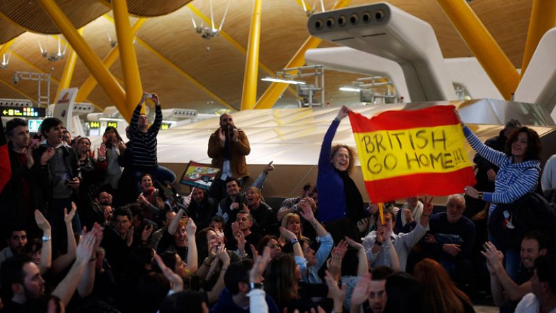 La primera jornada de huelga de Iberia deja cinco detenidos pese a la "relativa normalidad"