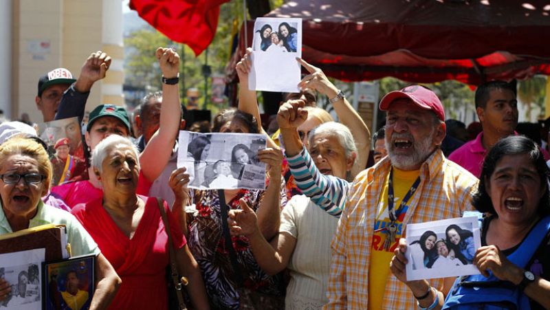 Chávez anuncia en Twitter que ha regresado a Venezuela: "Aquí continuaremos el tratamiento"